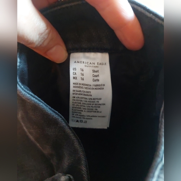 American Eagle Outfitters Curvy High Rise Dream Stretch Jegging Black 16 Short - Picture 8 of 8